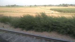 Pakistan Railway: Fastest acceleration of 45 up Pakistan Express with HGMU-30