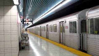 TTC: H5 leaving North York Centre station