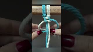 Simple Knotted Pattern