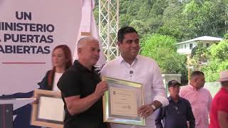 Ministro de Deporte Kelvin Cruz deja Inaugurado el play de la Cienaga de Manabao.