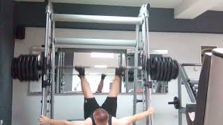 Smith leg Press 275 kg for 5 reps