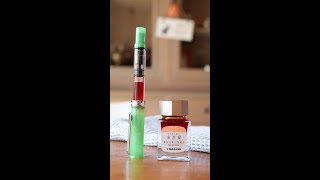 TWSBI glow green - unboxing & inking up