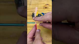 Cómo instalar un enchufe eléctrico de manera sencilla #diy #tools #ideias #facavocemesmo