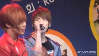 [fancam] 110428 SHINee Taemin & Jonghyun - Replay @ Severance Hospital Love Concert