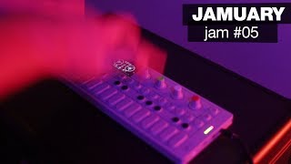 Jam 05 - Jamuary 2018 | Pumping Beat for a Night Time Drive | Teenage Engineering OP-1 | Beat a Day