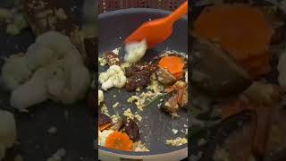 VietNam Mama Cooking/ Mực xào nám hương và rau củ