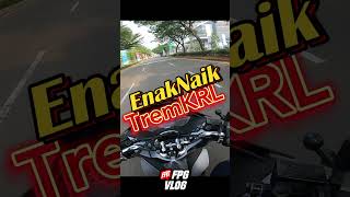 Enak naik Trem KRL #meme #fypage #shortsfeed #shortsvideo #shortsviral #shorts #fyp #motorvlog