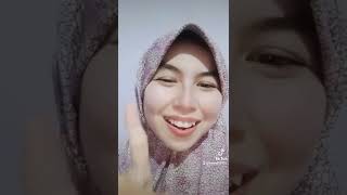 Kakak Aldea Bersama Mama Bermain Aplikasi Tiktok