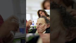 Warwick Davis: The Magic of Makeup Behind His 'Harry Potter' Transformations #shorts #harrypotter