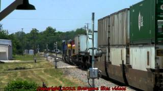 UP 2001 leads the Z-MNLA at Terrell, Tx. 05/20/2012 ©