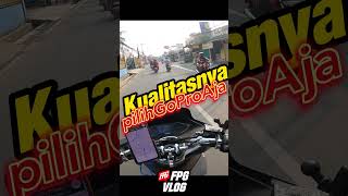 pilih gopro aja..