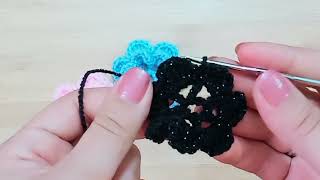 Crochet flower for baby beanie hat