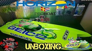 ProBoat Miss Geico Zelos 36" Twin Brushless Catamaran Unboxing