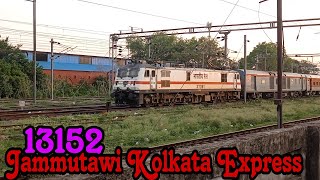 13152-Jammutawi Kolkata Express Departure Lucknow yard | Fastest Train