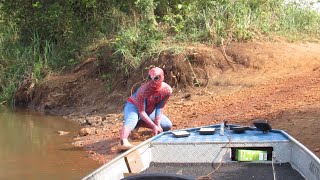 MEU AMIGO SE VESTIU DE HOMEM ARANHA E FOMOS PESCAR NO RIO DOURADOS!