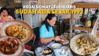 KEDAI SIOMAY TUMIDJAN YANG ADA 3 PILIHAN BUMBU !