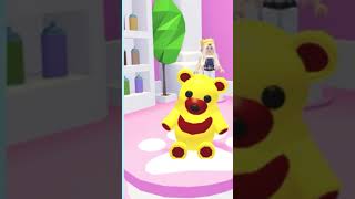 Winnie the Pooh pet in Adopt Me???!! #adoptme #roblox #winniethepooh