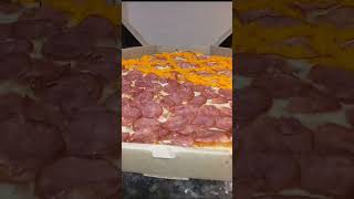 pizza 45cm lombo canadense com cheddar e calabresa