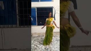 Kamariya Lachke Re Dance 😍❤️ #dance #trending #youtubeshorts #shorts #shortsfeed #viralshorts