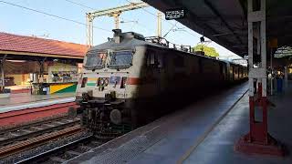 82902/Ahmedabad - Mumbai Central IRCTC Tejas Express Skips Anand Jn