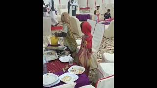 Don't waste foods in wedding...