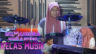 Kelas Musik Humaniora Studio