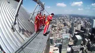 CN Tower EdgeWalk Full Run in 2012