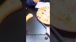 بيزا المطاعم .بيزا الشوارما وفواكه البحر Pizzerias, shawarma et fruits de mer