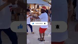 Champion steps Davido X cubana chief priest😁 please subscribe for more videos