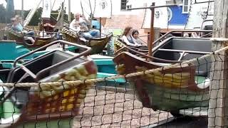 Little Pirate ships at Drayton Manor Theme Park UK - Thrill Ride!