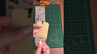 Le tuto complet pour faire cette pochette super facile pour débutant est en ligne#tuto #couture #diy