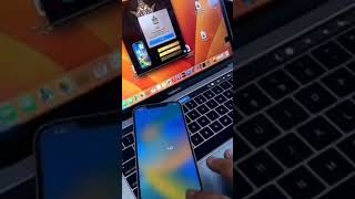 Come attivare lo sblocco del tuo iphone xs max #italy #shortvideo #viral #apple #icloud #shorts