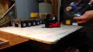 Rc lift trucks