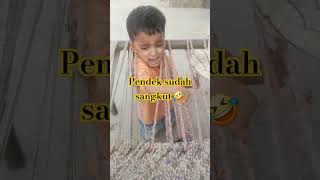 Pendek sudah sangkut #funny #comedy #abang #adik #desivlog