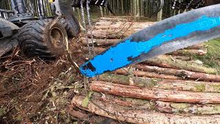 Ponsse Ergo. Kette wechseln an einem  Harvester Aggregat.  So geht es