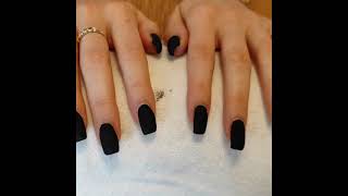 ongles naturels gel black mat "Martine'S ongles Colmar"