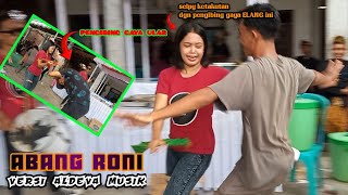 JOGET GAYA ELANG VS GAYA ULAR BIKIN SELPY KETAKUTAN LIVE PENGKELAK MAS....