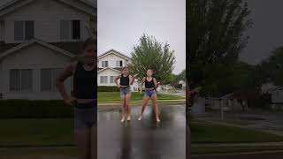 dancing in the rain ☔😄