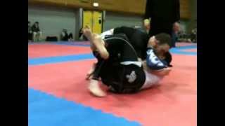 Shaiz Khan vs Neil Pollock - Vision F.C. No-Gi 16/03/2013