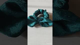 Bow shaped Scrunchie//DIY//Indian Fashion//Home hacks//Hair accessories//Beauty//Design//Hairband