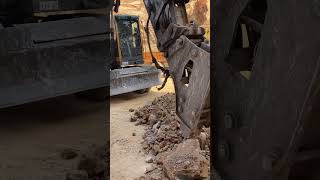 Power Of Volvo Excavator #hardwork