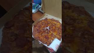 Unboxing pizza!