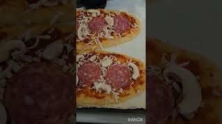 10 minutes simply pizza/2 servings/delicious/some discount ingredients created dish/Canada/food/