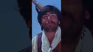 Kurtlar Vadisi'nin Kılıç'ı Atilla Olgaç oynadığı ilk filmde Yılmaz Güney ile beraber...Ağıt (1971)