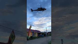 helikopter mendarat di atas perumahan #viral #jambi #fyp