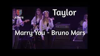 Taylor perform ‘Marry You’ by Bruno Mars (2020)