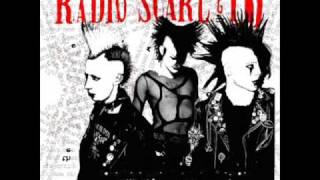 Radio Scarlet- Sat On A Wall