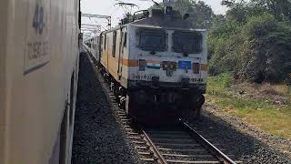 19484 Baruni-Ahmedabad Express Heading Towards Ahmedabad