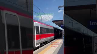 Un ETR500 in NUOVA LIVREA in TRANSITO alla STAZIONE di IMOLA