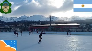 Pista de hielo en Ushuaia (Yamana Bar & GDS)